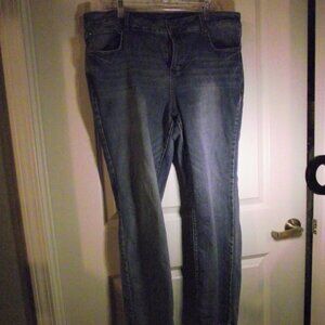 WOMENS SIZE 18W REGULAR LENGTH "EVERFLEXtm" MEDIUM BLUE WASHED DENIM